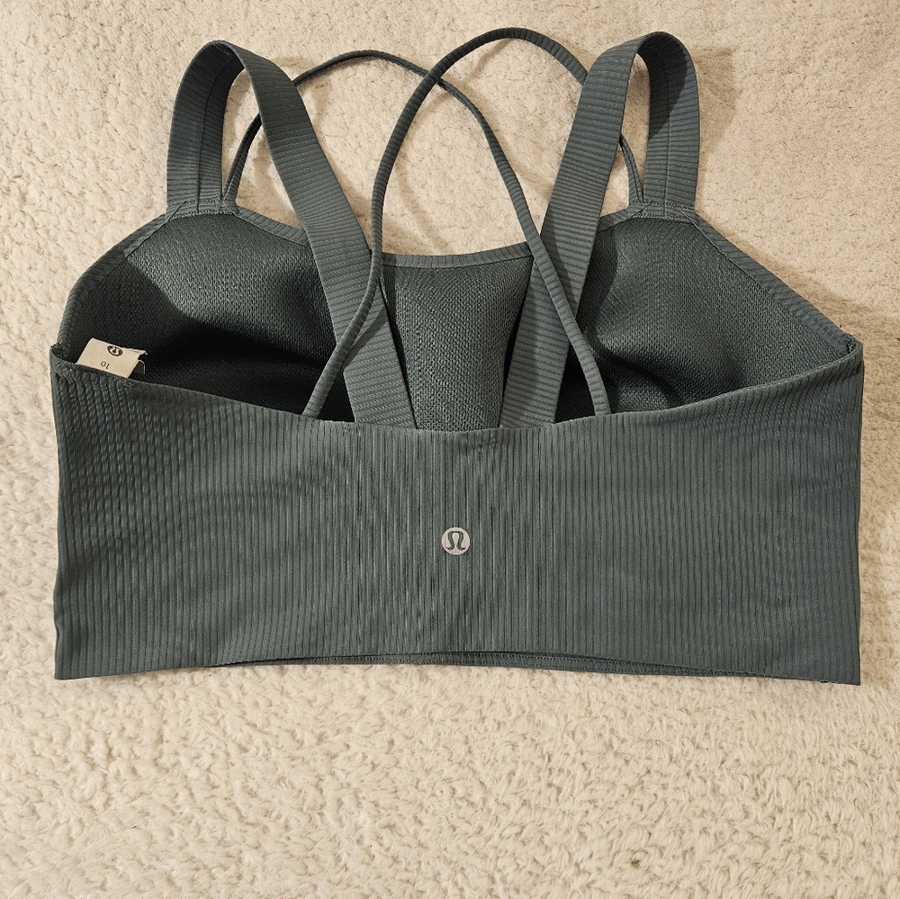 Lululemon Like a Cloud Longline Ribbed BraLight Support.